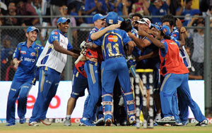 Confident Mumbai face Royal Challengers in crucial game
